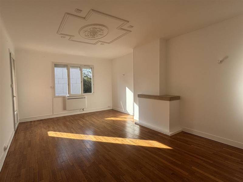 Appartement Volume T3 avec BALCON et ASCENSEUR idéalement situé en Centre-Ville du HAVRE (76600) - Square SAINT-ROCH