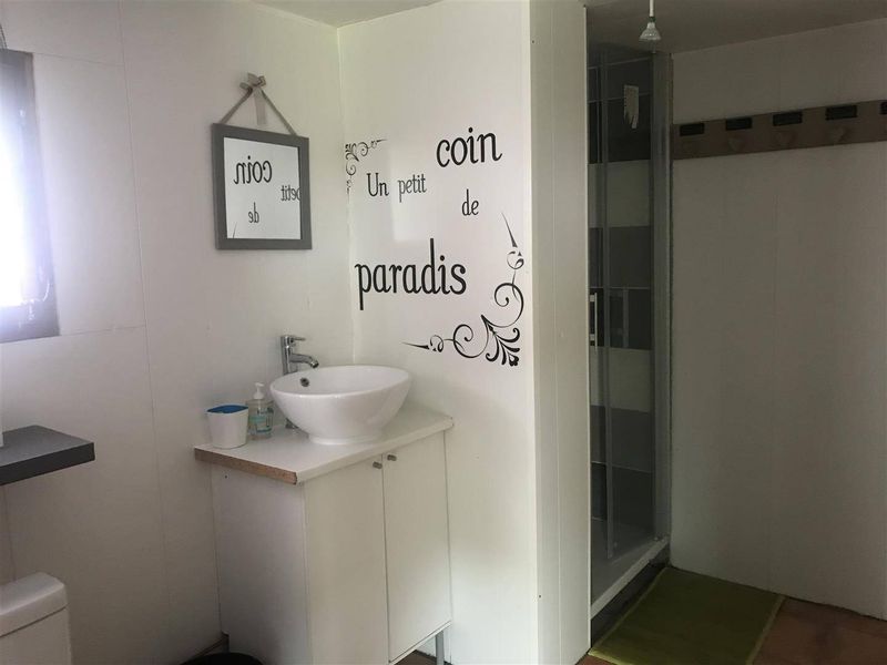 À vendre, TERRAIN DE LOISIRS avec MOBIL HOME + CHALET situé à 5 min. GODERVILLE (76110)