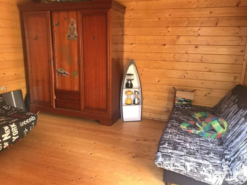 À vendre, TERRAIN DE LOISIRS avec MOBIL HOME + CHALET situé à 5 min. GODERVILLE (76110)