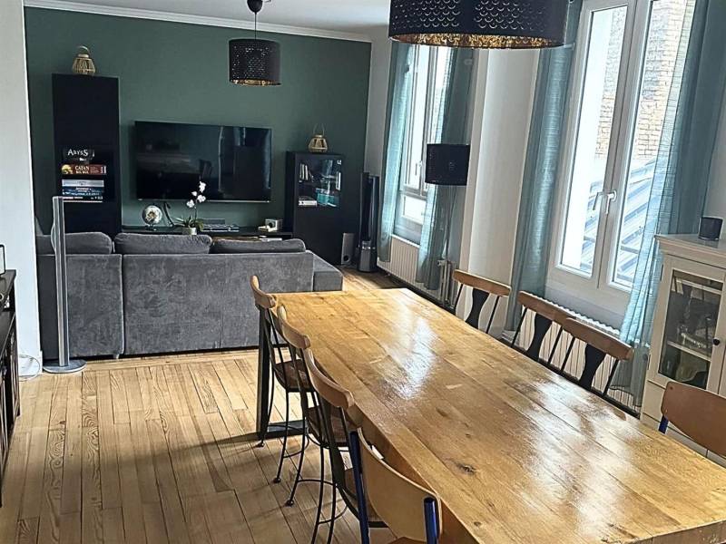 Appartement Volume 80m² en TRÈS BON ÉTAT idéalement située en CENTRE-VILLE du HAVRE - Secteur Coty (76600)