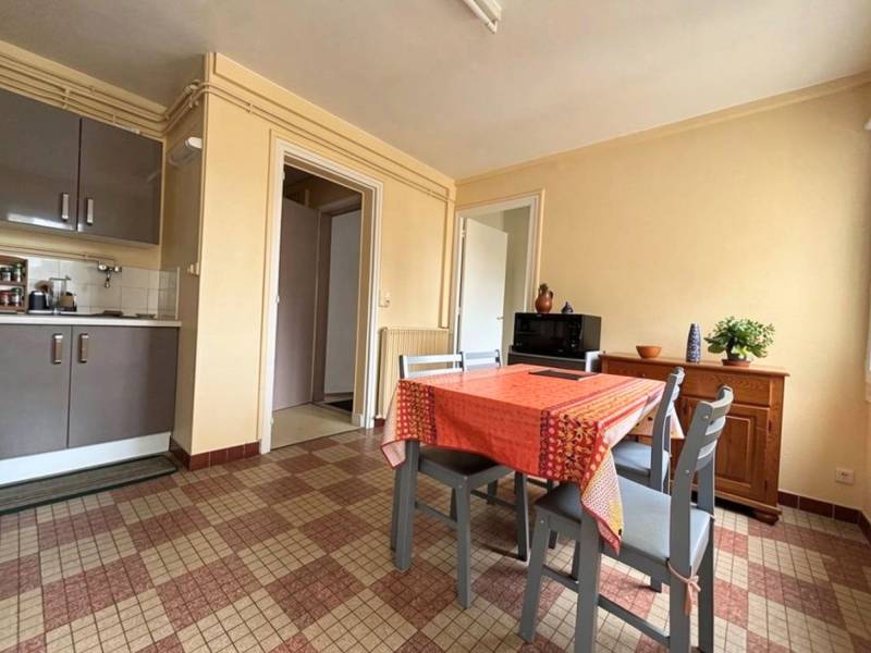 LUMINEUX Appartement T2 idéalement situé à moins de 10min A PIED de LA PLAGE au HAVRE (76600) - St-Vincent