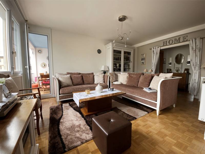 VENDU ! HÔTEL DE VILLE - Appartement volume T3 avec BALCON et GARAGE très bien situé en plein coeur du centre-ville du HAVRE (76600)