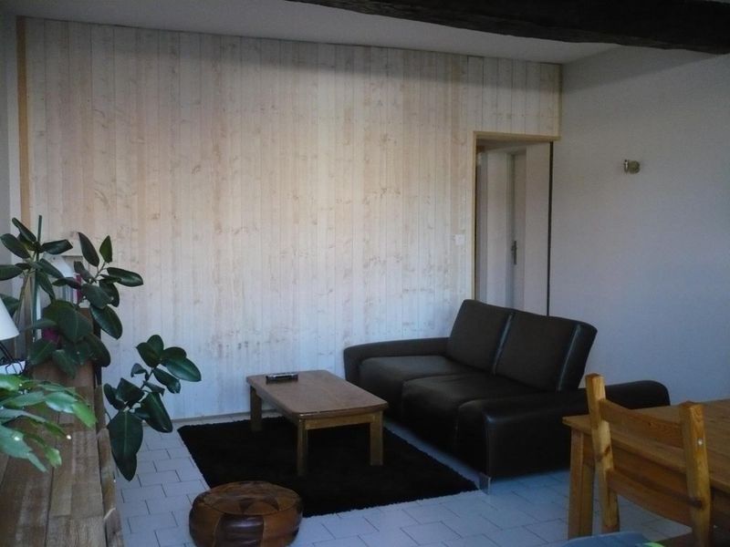 Vendu ! APPARTEMENT T2 - EN TRÈS BON ÉTAT. T2 situé proche MER et CENTRE VILLE