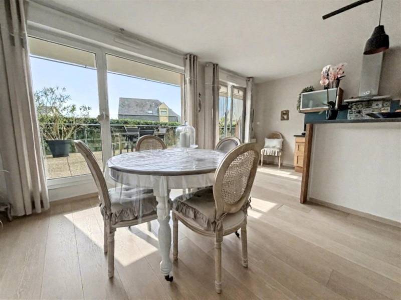 Appartement T3 PLAIN-PIED avec GRANDE TERRASSE ENSOLEILLÉE bien situé au HAVRE (76620) - Bléville limite Sainte-Adresse