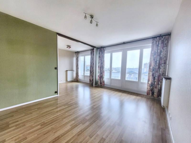 Appartement volume T3 avec BALCON et ASCENSEUR situé au HAVRE secteur Graville (76600)