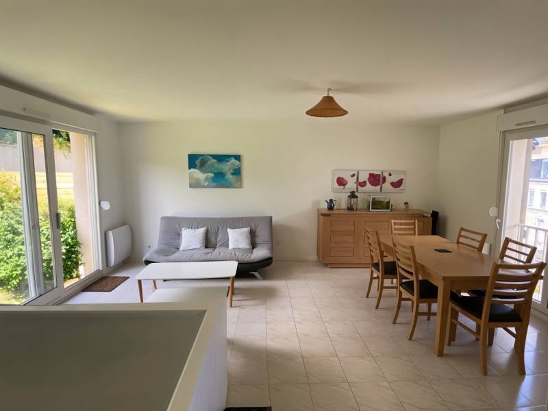 VENDU ! SANVIC-EGLISE,  Appartement DUPLEX avec JARDIN PRIVATIF sans vis à vis au HAVRE (76620)