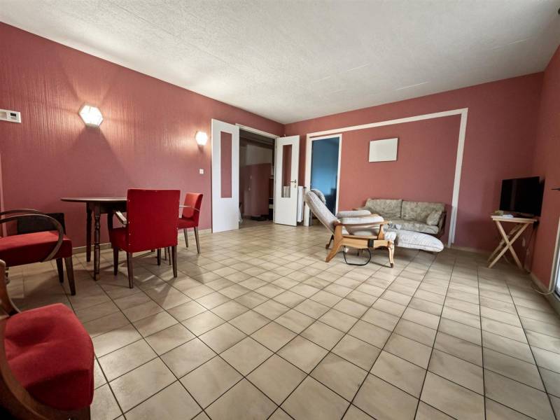 SOUS-COMPROMIS ! Appartement avec PARKING et LOGGIA très bien situé au HAVRE (76620) - Sanvic Église