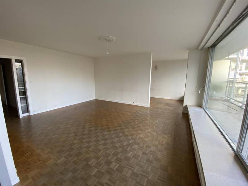 PORT DE PLAISANCE, Appartement volume 120m² avec GRAND BALCON et ASCENSEUR - Résidence de France au HAVRE (76600)