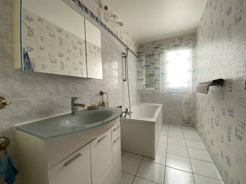 Grand Appartement Volume 105m² avec BALCON et ASCENSEUR situé au HAVRE (76600) - Graville