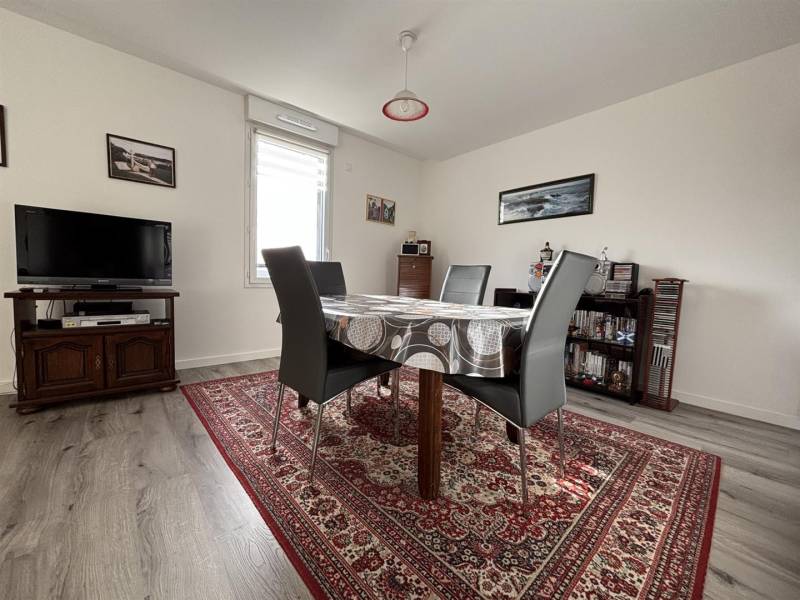 Appartement avec ASCENSEUR et BLACON volume T3 en TRÈS BON ÉTAT bien situé place Saint-Nicolas au HAVRE (76600)
