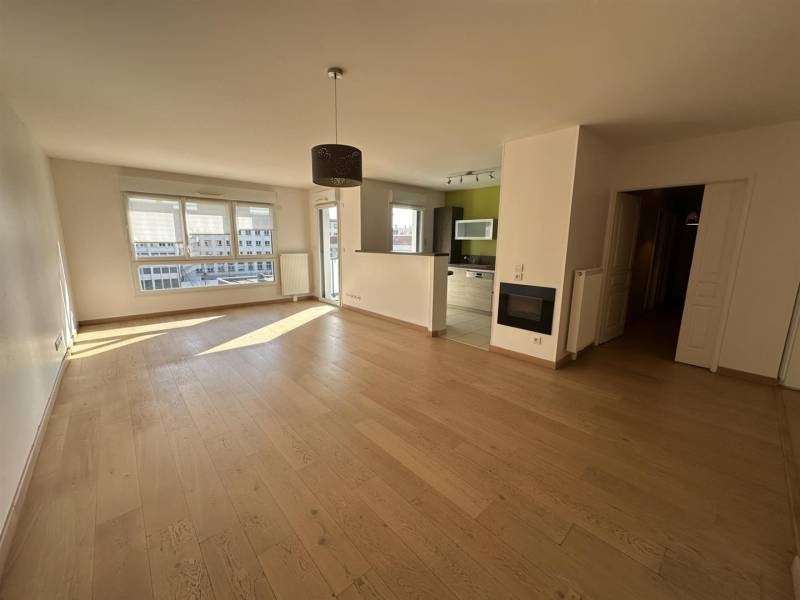 VENDU ! Rare à la vente ! Plein CENTRE-VILLE du HAVRE (76600) - Hôtel de Ville, Appartement Volume 95m² avec BALCON et ASCENSEUR