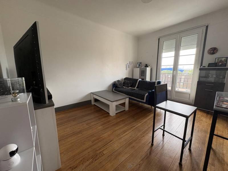 Appartement T3 en BON ÉTAT avec BALCON situé au HAVRE - proche PLACE de GRAVILLE (76600)