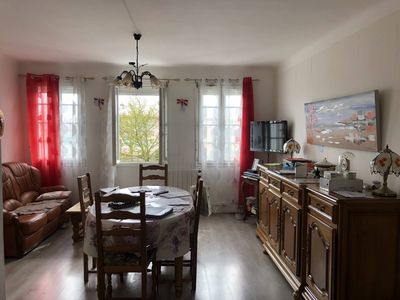 Notre zone d'activité pour ce service Vente d'appartement T3 entièrement rénové avec un bel espace extérieur privé
